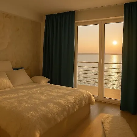 Apartment Mamaia Lake Residence *