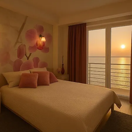 Mamaia Lake Residence Apartment *